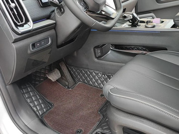 3D автоковрики в салон Jaecoo J7